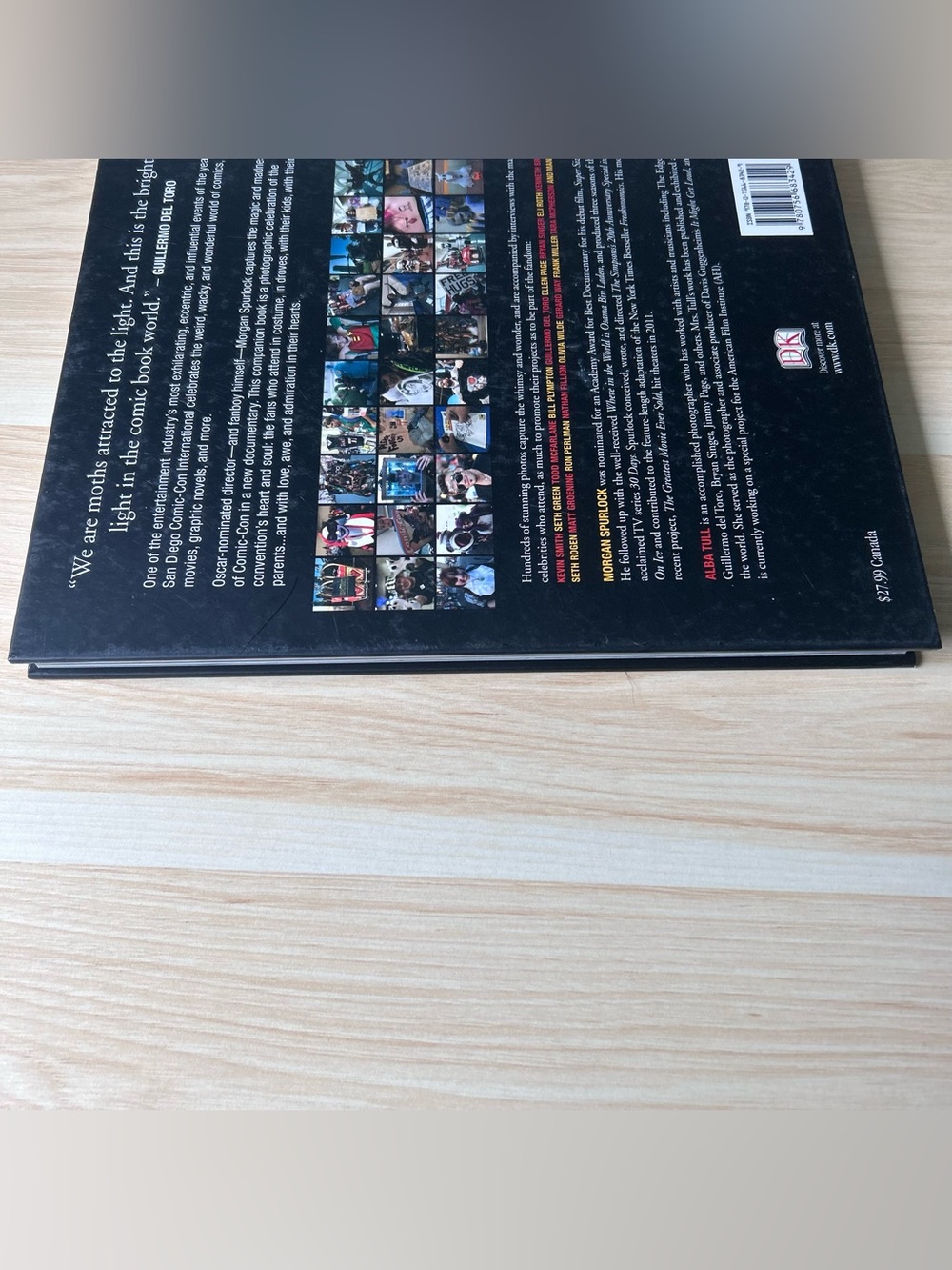 Comic Con Book - Picture 6 of 6